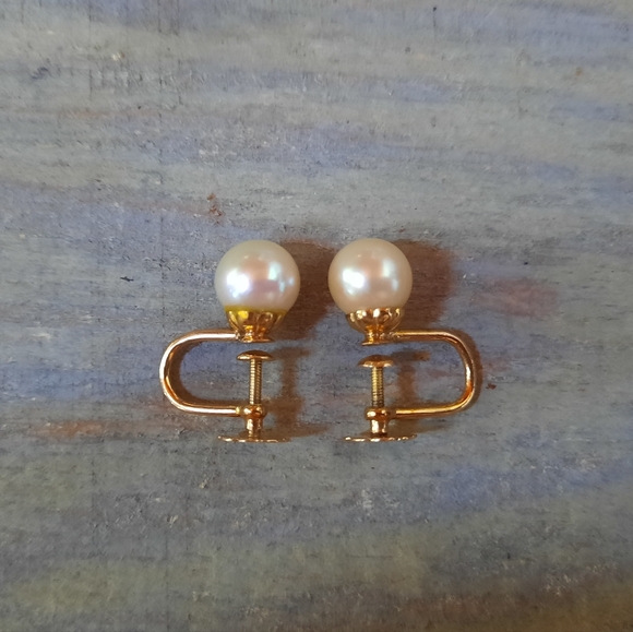 Vintage 18K Yellow Gold Custom Made Cultured Pearl Screwback Earrings - Picture 8 of 15